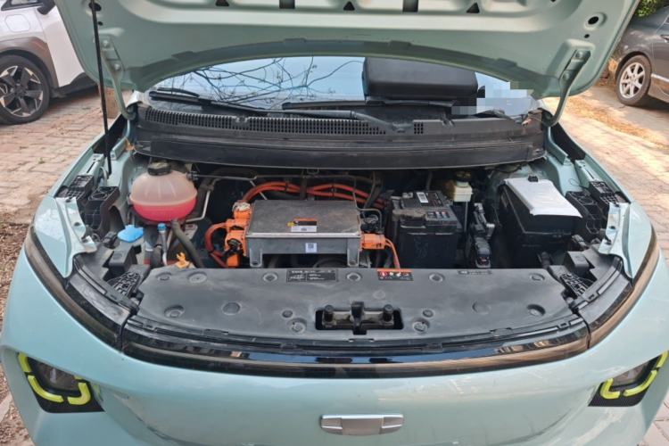 Used Geometry E 2022 320KM Cute Tiger 5-Seater Engine Bay