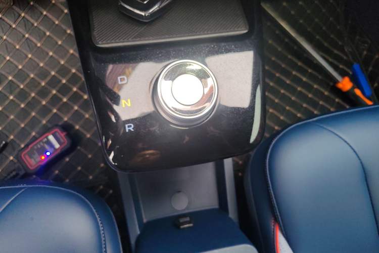Used Geometry E 2022 320KM Cute Tiger 5-Seater Gear Lever