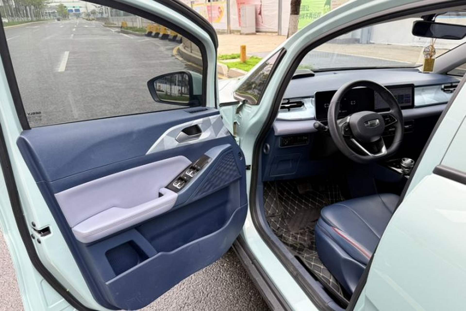 Used Geometry E 2022 320KM Cute Tiger 5-Seater Exterior 6