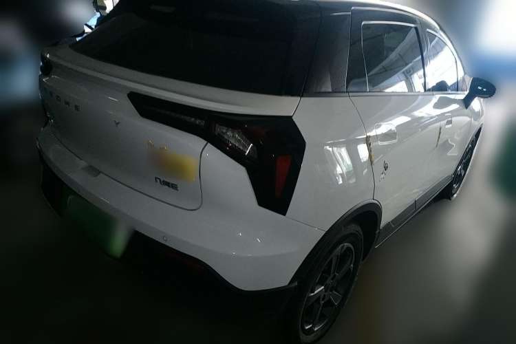 Used Geometry E 2022 401 km Linglong Tiger 4 Seats Rear Right 45 Deg