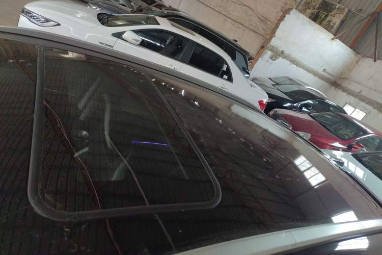 Used Geometry E 2022 401 km Linglong Tiger 4 Seats Roof