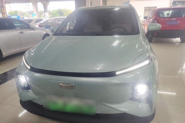Used Geometry E Firefly 2024 301km Starlight Exterior 1