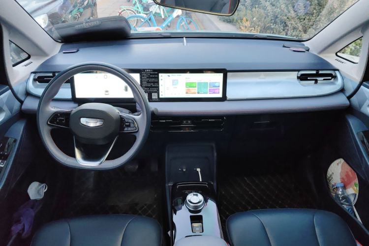 Used Geometry E Firefly 2022 401KM Lightning Tiger 5-Seater Center Console