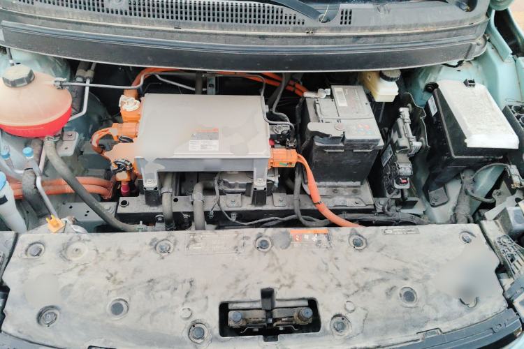 Used Geometry E Firefly 2022 401KM Lightning Tiger 5-Seater Engine Bay