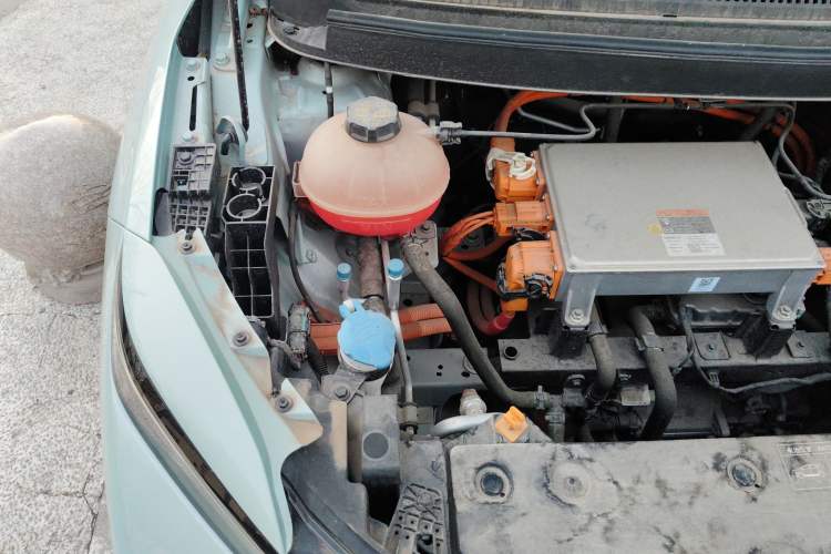 Used Geometry E Firefly 2022 401KM Lightning Tiger 5-Seater Engine Bay Right