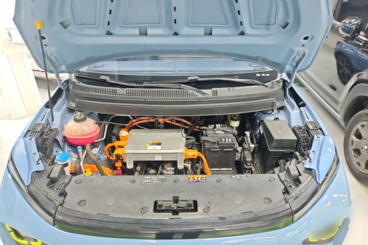 Used Geometry E Firefly 2022 320KM Cute Tiger 4-Seater Engine Bay