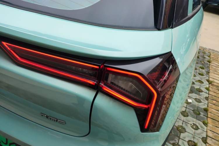 Used Geometry E Firefly 2022 320KM Cute Tiger 4-Seater Exterior 3
