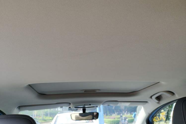 Used Geometry E Firefly 2022 401 km Linglong Tiger 5 Seats Headliner