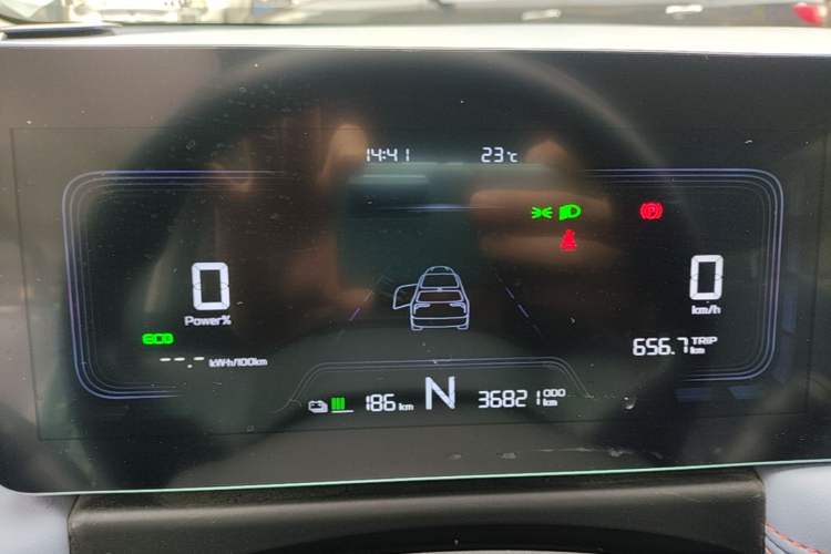Used Geometry E Firefly 2022 320KM Cute Tiger 4-Seater Instrument Cluster