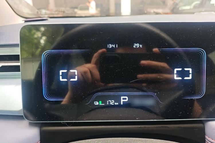Used Geometry E Firefly 2022 401 km Linglong Tiger 4 Seats Instrument Cluster