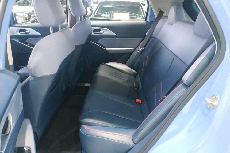 Used Geometry E Firefly 2022 401 km Linglong Tiger 4 Seats Interior 4