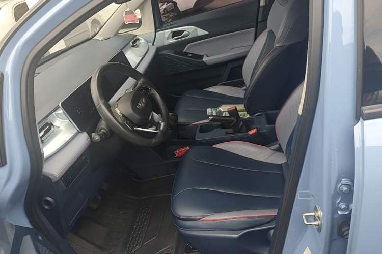Used Geometry E Firefly 2022 320KM Cute Tiger 4-Seater Left Front Seat