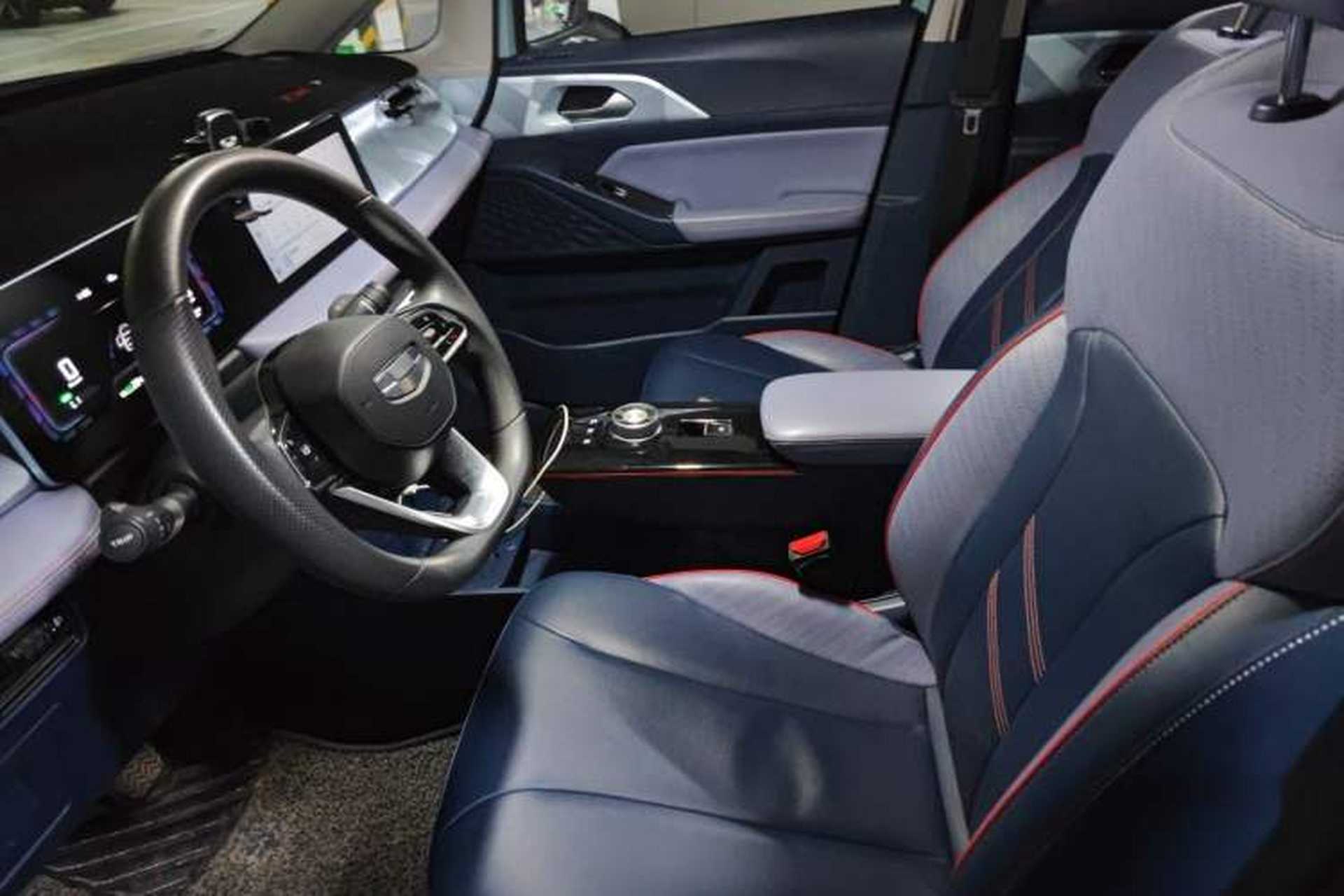Used Geometry E Firefly 2022 401 km Linglong Tiger 5 Seats Left Front Seat