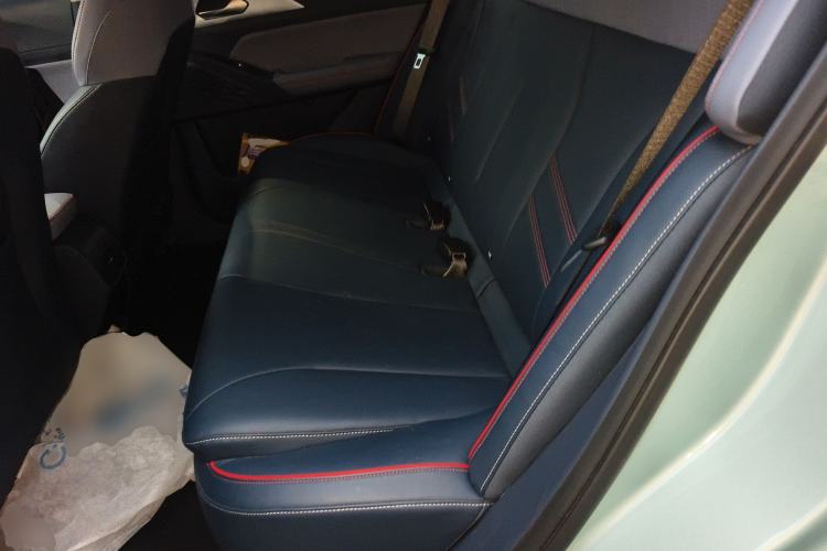 Used Geometry E Firefly 2022 401KM Lightning Tiger 4-Seater Left Rear Seat