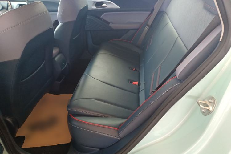 Used Geometry E Firefly 2022 401 km Linglong Tiger 4 Seats Left Rear Seat