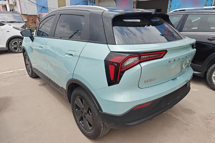 Used Geometry E Firefly 2022 401 km Linglong Tiger 5 Seats Rear Left 45 Deg
