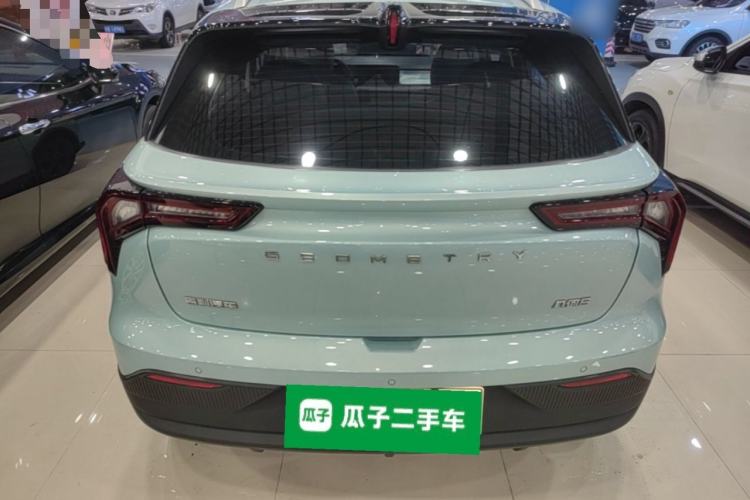 Used Geometry E Firefly 2022 401 km Linglong Tiger 4 Seats Rear