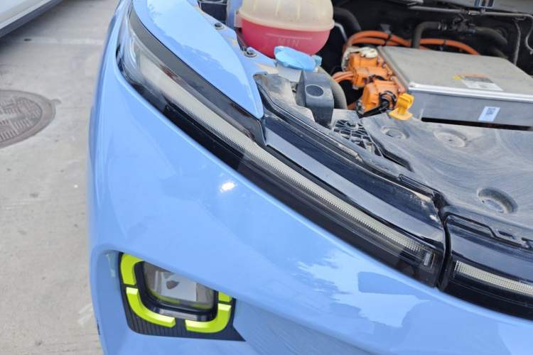 Used Geometry E Firefly 2022 401 km Linglong Tiger 4 Seats Right Front Headlight