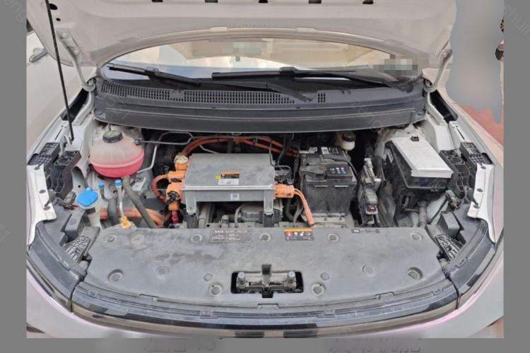 Used Geometry E Firefly 2022 401 km Linglong Tiger 4 Seats Engine Bay