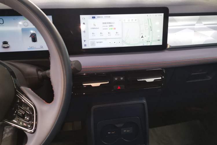 Used Geometry E Firefly 2022 401KM Lightning Tiger 4-Seater Audio And AC Panel