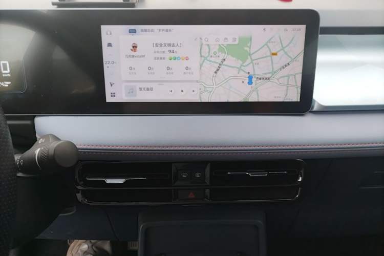 Used Geometry E Firefly 2022 401 km Linglong Tiger 4 Seats Audio And AC Panel
