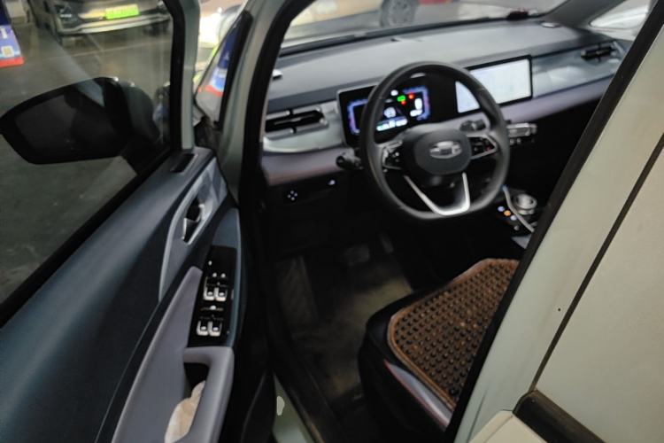 Used Geometry E Firefly 2022 320KM Cute Tiger 4-Seater Driver Seat