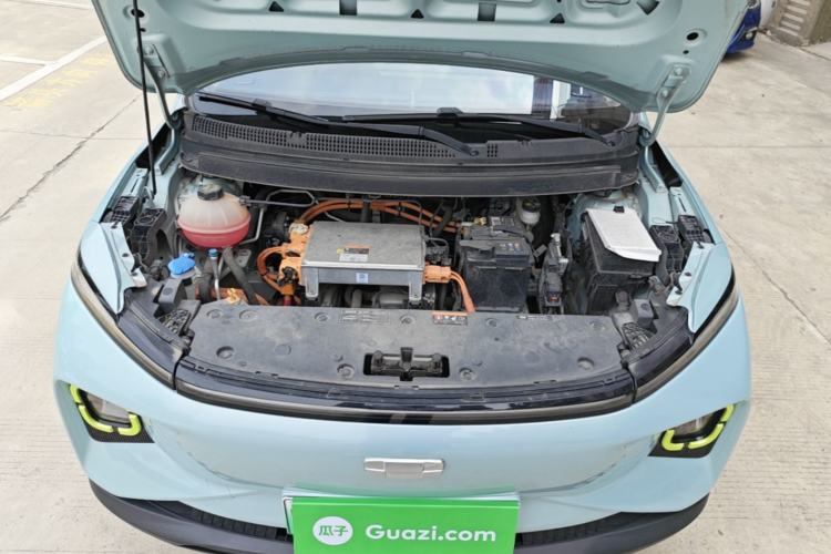 Used Geometry E Firefly 2022 401 km Linglong Tiger 4 Seats Engine Bay