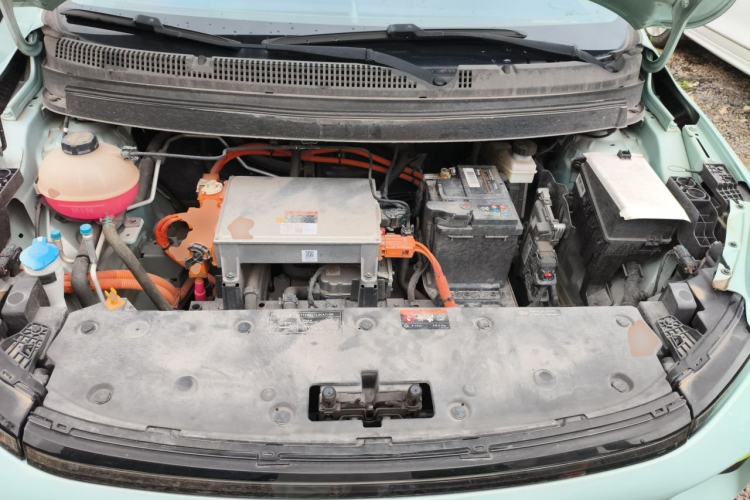 Used Geometry E Firefly 2022 401KM Lightning Tiger 5-Seater Engine Bay
