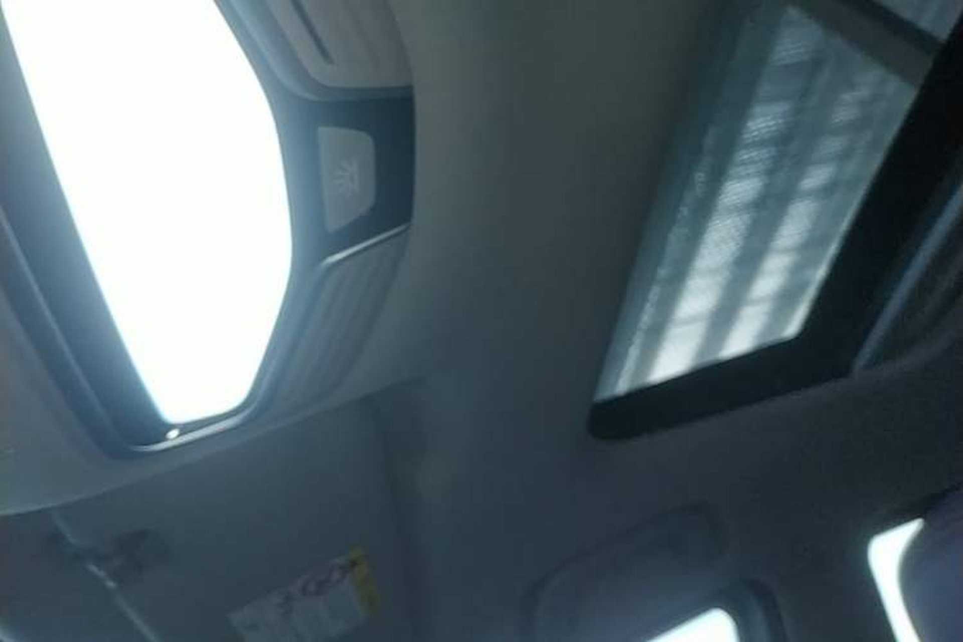 Used Geometry E Firefly 2022 401 km Linglong Tiger 4 Seats Headliner