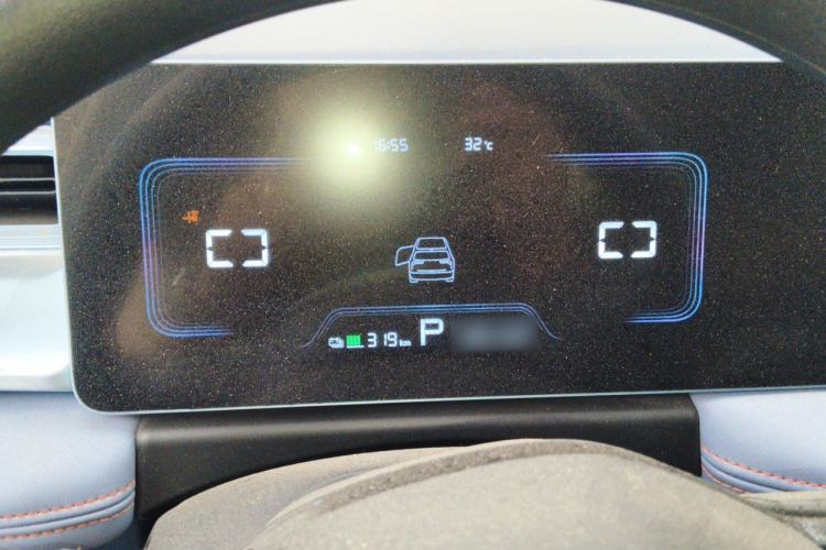 Used Geometry E Firefly 2022 401 km Linglong Tiger 5 Seats Instrument Cluster