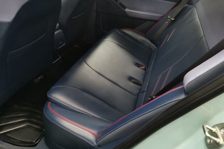 Used Geometry E Firefly 2022 401KM Lightning Tiger 4-Seater Interior 4