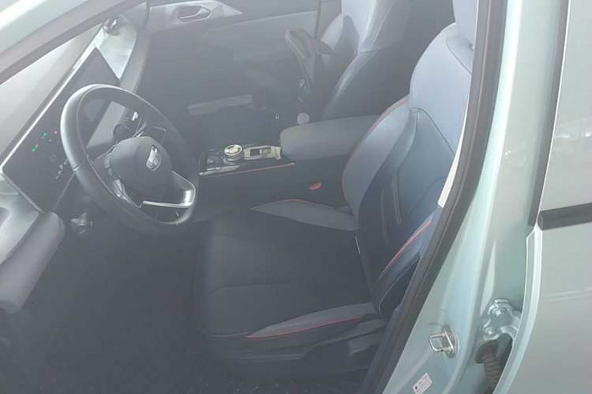Used Geometry E Firefly 2022 401 km Linglong Tiger 4 Seats Left Front Seat