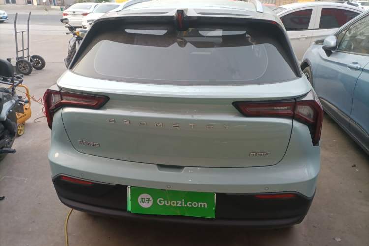 Used Geometry E Firefly 2022 401 km Linglong Tiger 4 Seats Rear