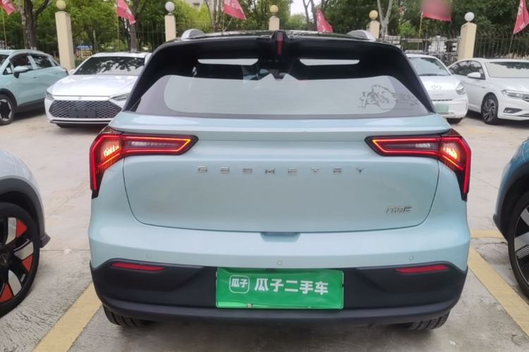 Used Geometry E Firefly 2022 401 km Linglong Tiger 4 Seats Rear