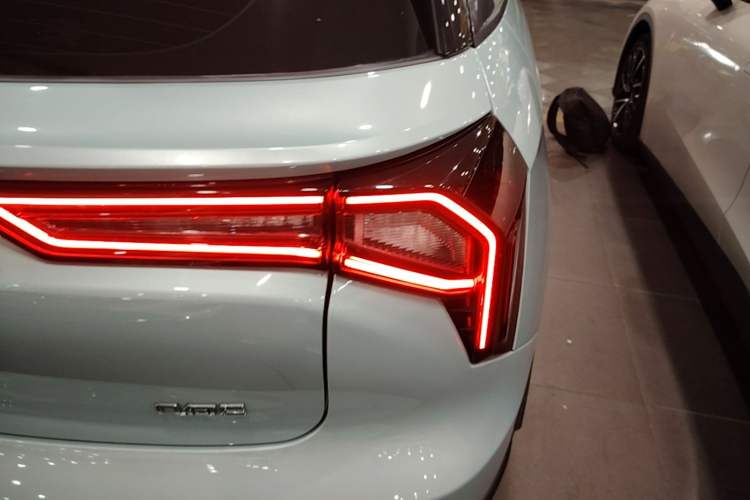 Used Geometry E Firefly 2022 320KM Cute Tiger 4-Seater Right Rear Taillight
