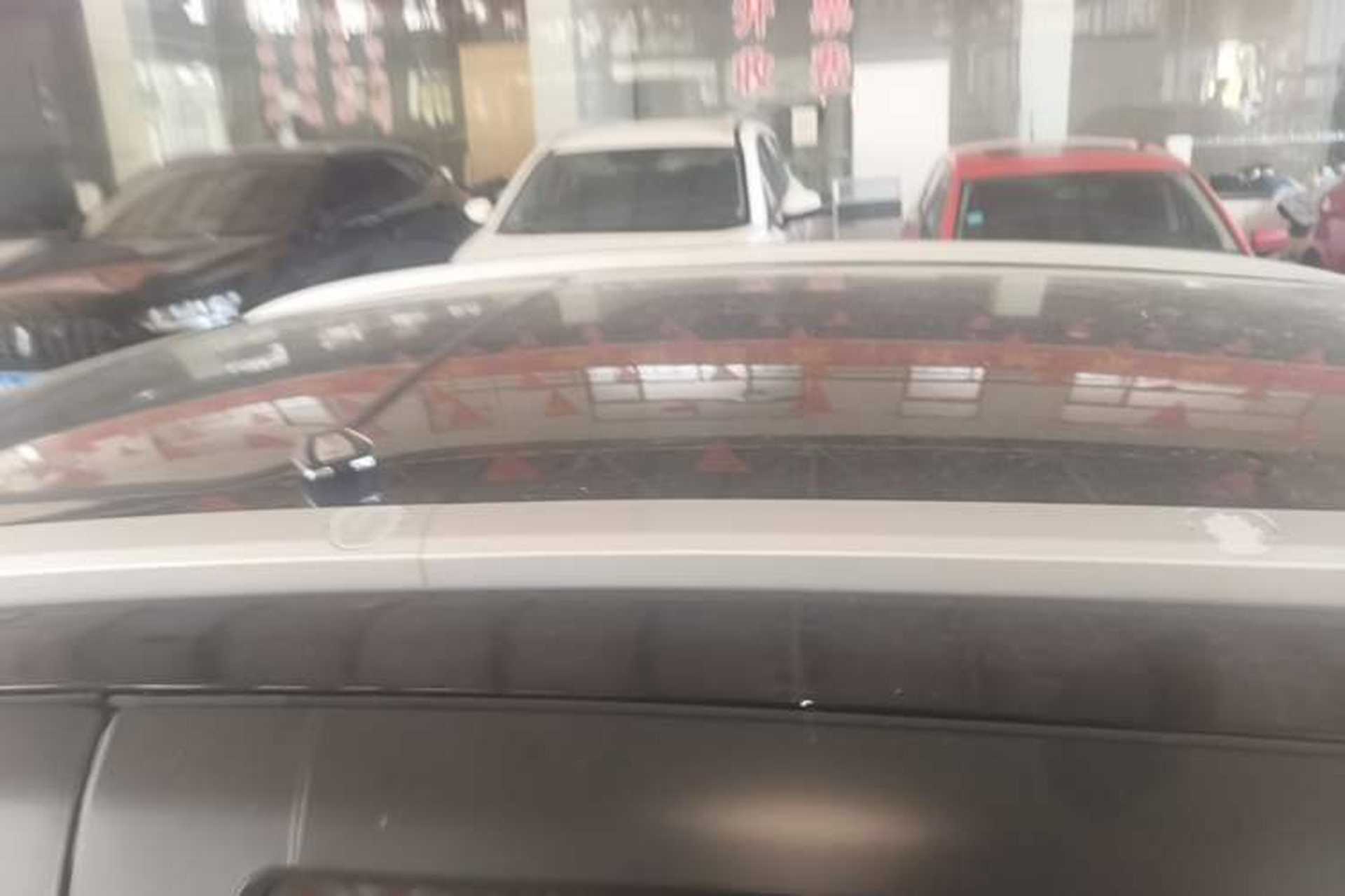 Used Geometry E Firefly 2022 401 km Linglong Tiger 5 Seats Roof