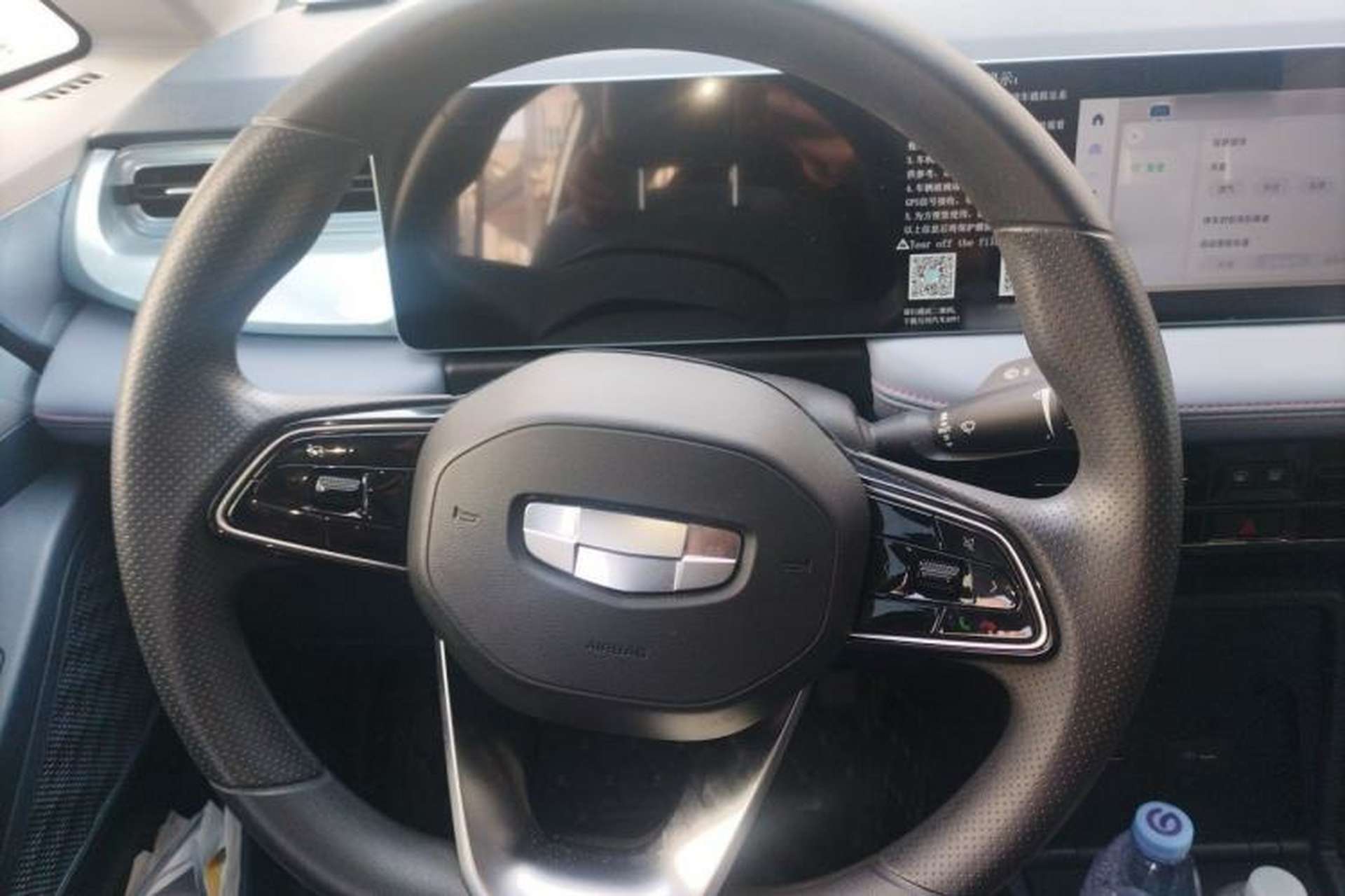 Used Geometry E Firefly 2022 401 km Linglong Tiger 4 Seats Steering Wheel