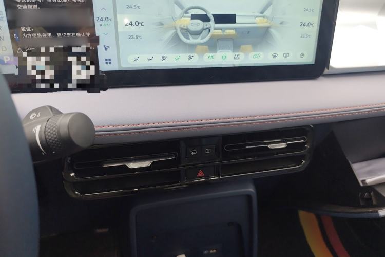 Used Geometry E Firefly 2022 401KM Lightning Tiger 4-Seater Audio And AC Panel
