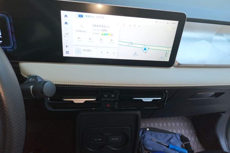 Used Geometry E Firefly 2022 401 km Linglong Tiger 4 Seats Audio And AC Panel