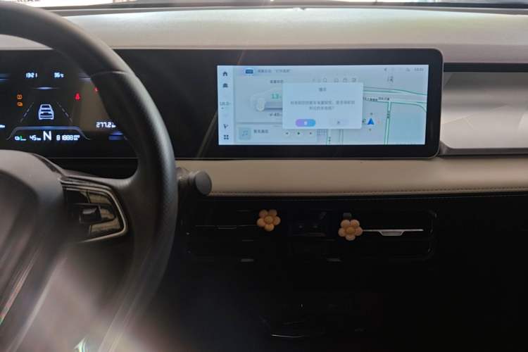 Used Geometry E Firefly 2022 320KM Cute Tiger 4-Seater Audio And AC Panel