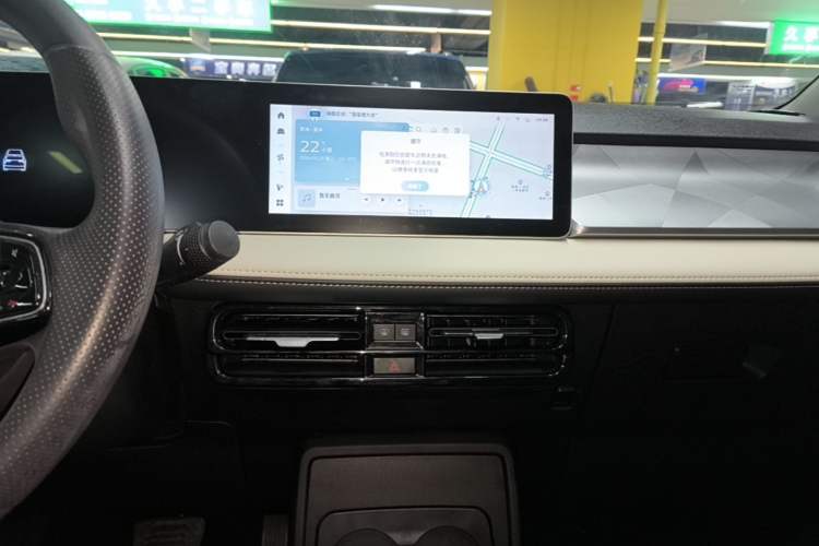 Used Geometry E Firefly 2022 401 km Linglong Tiger 4 Seats Audio And AC Panel