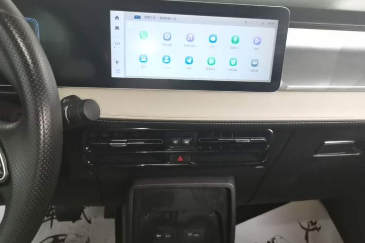 Used Geometry E Firefly 2022 401 km Linglong Tiger 4 Seats Audio And AC Panel