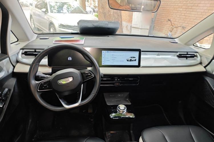 Used Geometry E Firefly 2022 320KM Cute Tiger 4-Seater Center Console