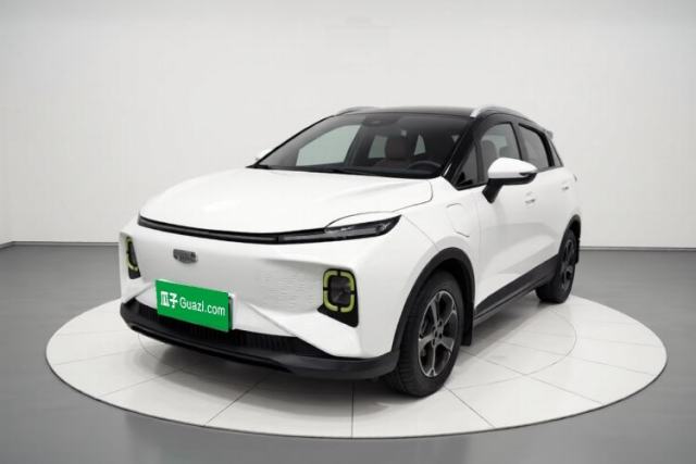 Geometry E Firefly 2022 401 km Linglong Tiger 4 Seats usado
