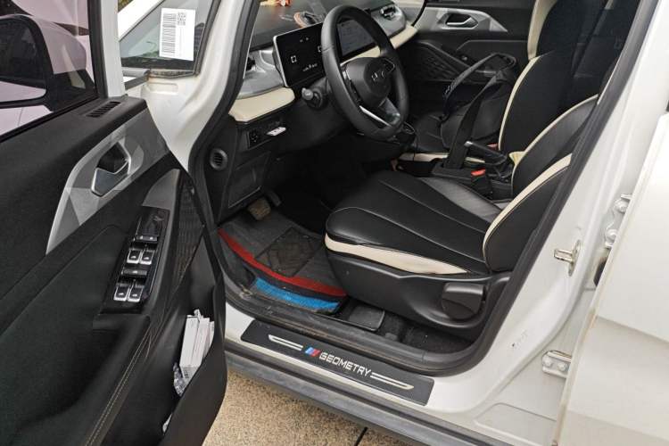 Used Geometry E Firefly 2022 320KM Cute Tiger 4-Seater Driver Seat