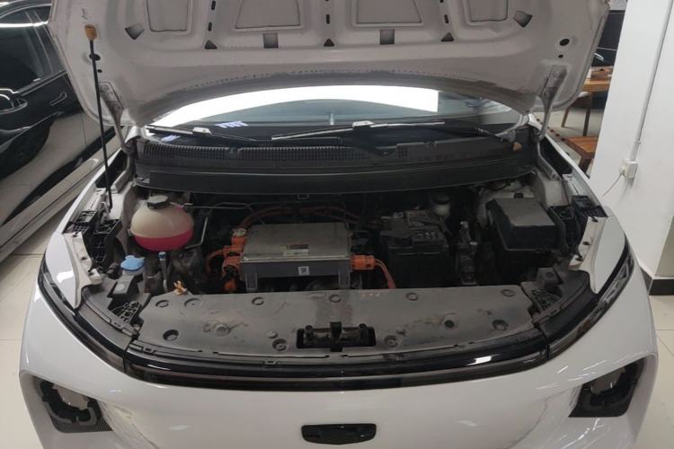 Used Geometry E Firefly 2022 401 km Linglong Tiger 4 Seats Engine Bay
