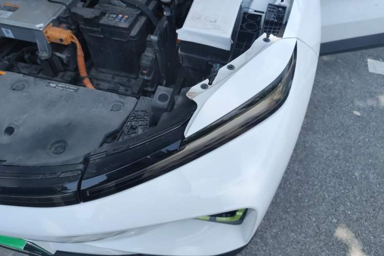 Used Geometry E Firefly 2022 401 km Linglong Tiger 4 Seats Engine Bay Left