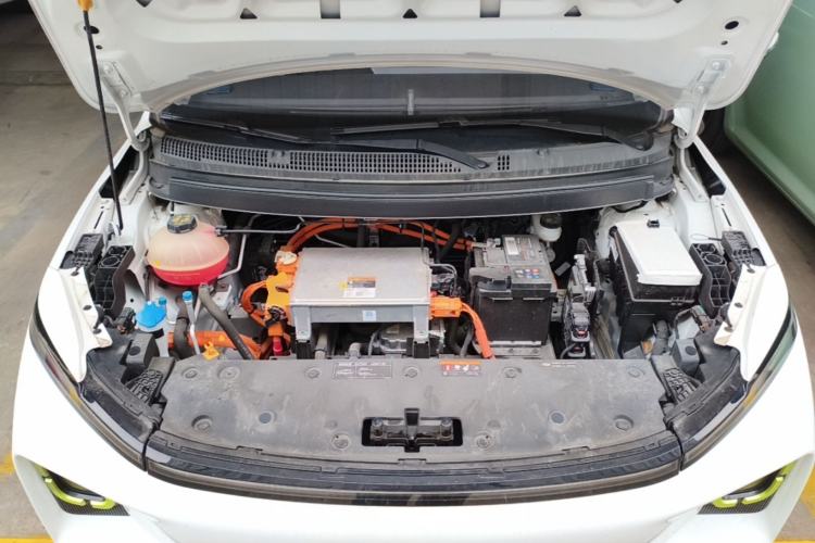 Used Geometry E Firefly 2022 401 km Linglong Tiger 4 Seats Engine Bay
