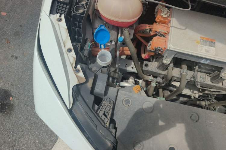 Used Geometry E Firefly 2022 320KM Cute Tiger 4-Seater Engine Bay Right