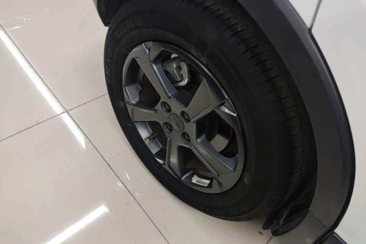 Used Geometry E Firefly 2022 401 km Linglong Tiger 4 Seats Exterior 5